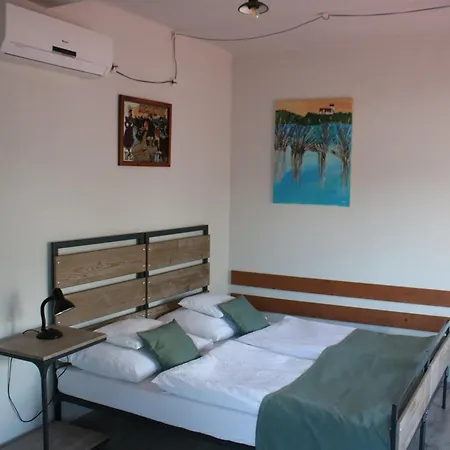 Trafohaz Апартаменты Замарди